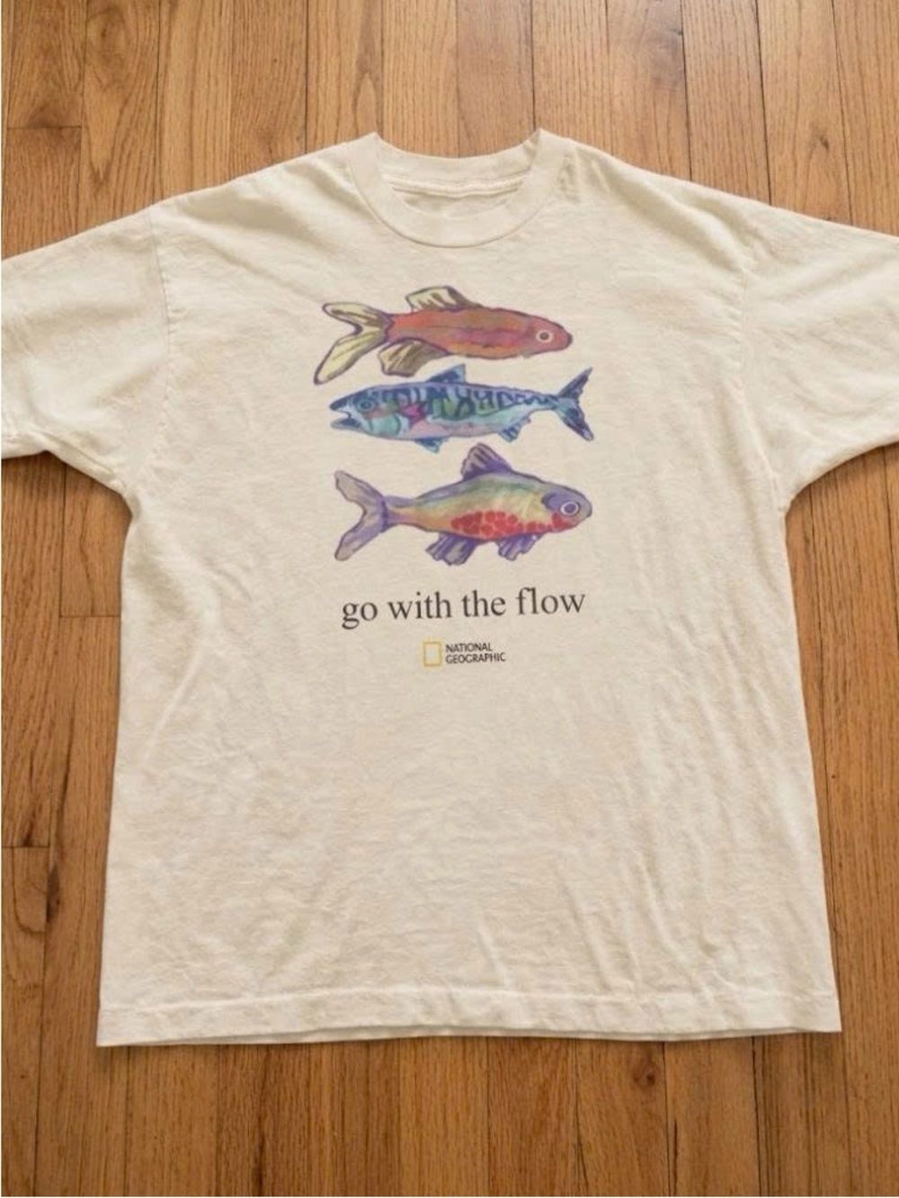 Vintage National Geographic Cream T-Shirt with Colorful Watercolor Fish
